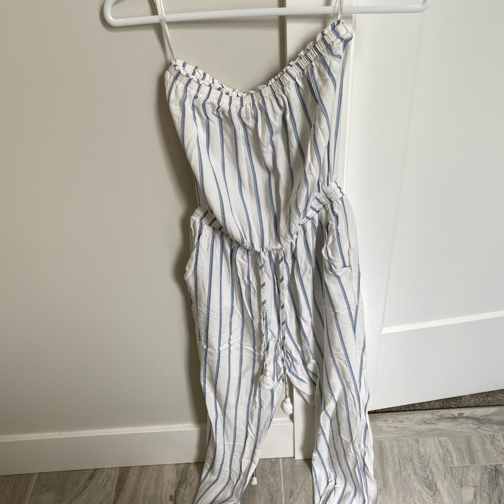 Strapless romper